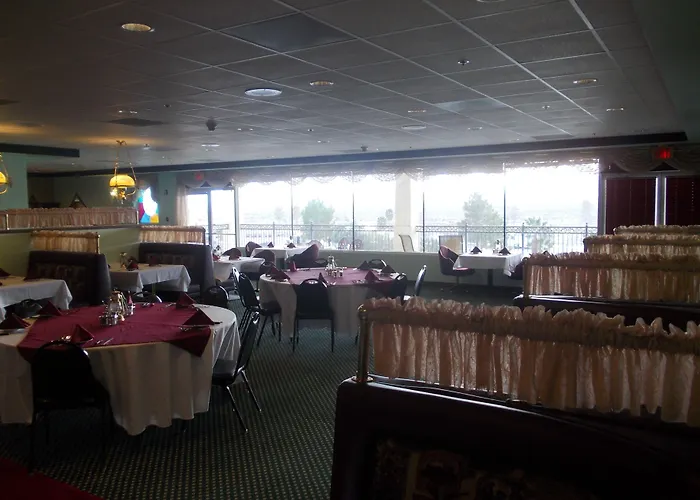 Longstreet Inn & Casino