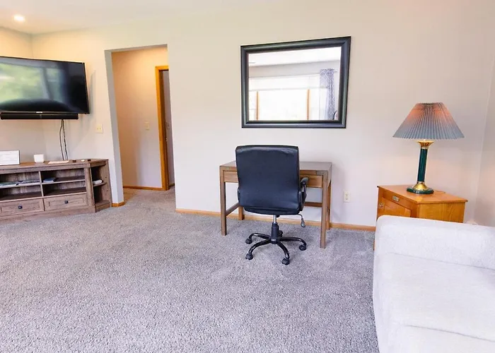 Retreat To Bass Creek 2 Bedroom Apartment A Your Escape