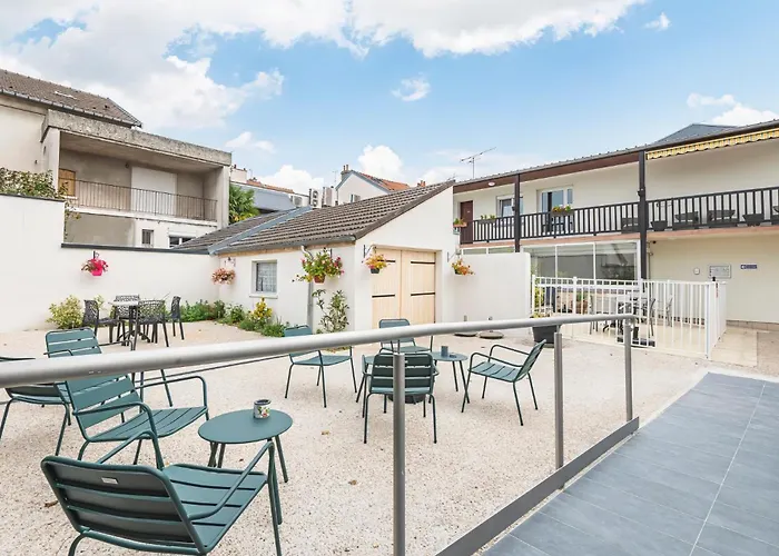 Logis Hôtel Au Tambour