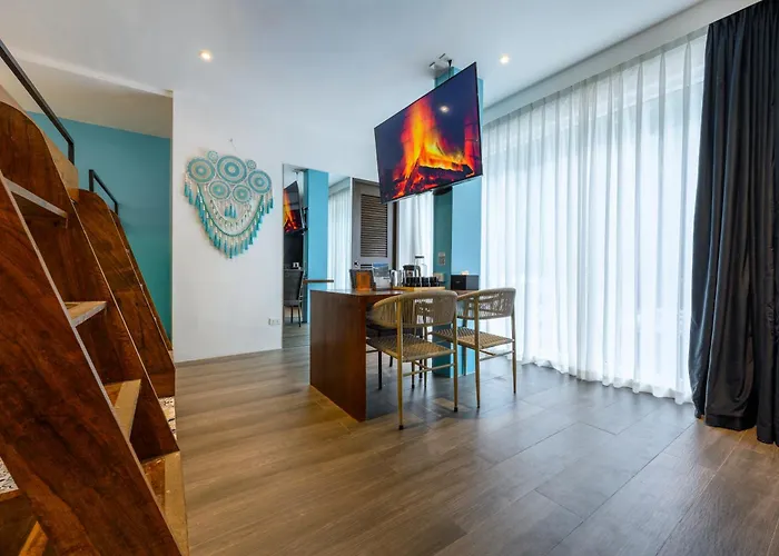 J Boutique Hotel El Nido Managed By H Hospitality Group