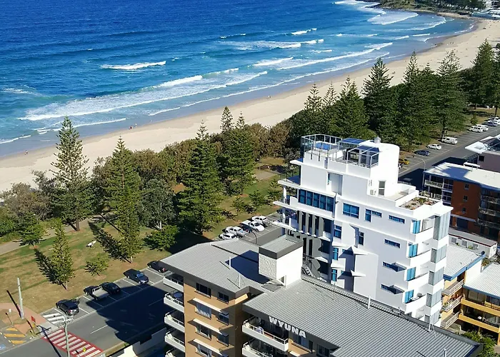 Wyuna Beachfront Holiday Apartments Gold Coast