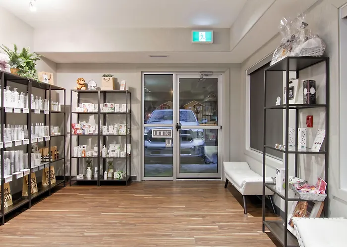 Home Inn & Suites Regina Airport