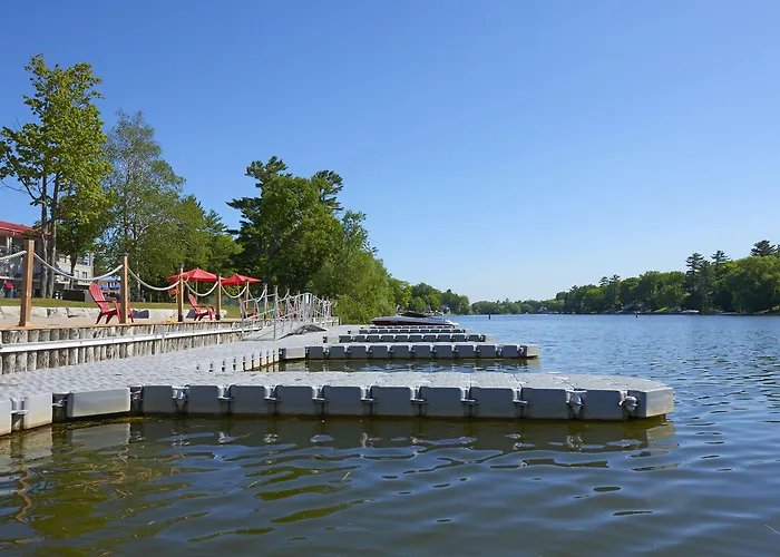Wasaga Riverdocks Hotel Suites