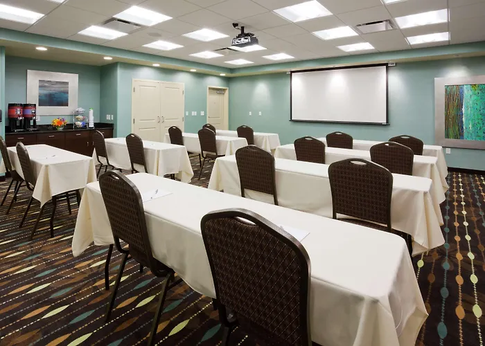 Hampton Inn & Suites Minneapolis West/ Minnetonka
