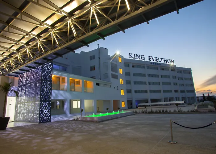 King Evelthon Beach Hotel & Resort