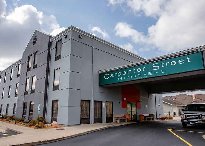 Carpenter Street Hotel