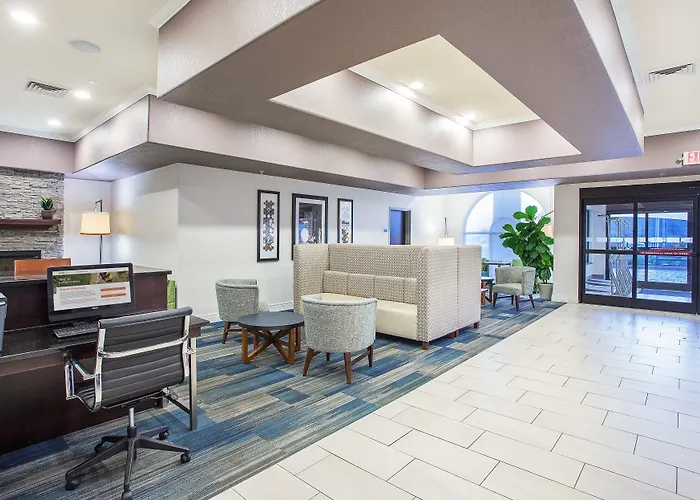 Holiday Inn Express Hotel & Suites Glasgow By Ihg