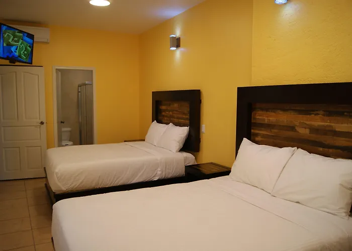 Happy Express Hotel