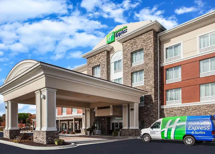 Holiday Inn Express & Suites Lexington Park-California By Ihg