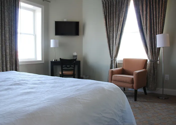 The Gin Hotel, An Ascend Collection Hotel
