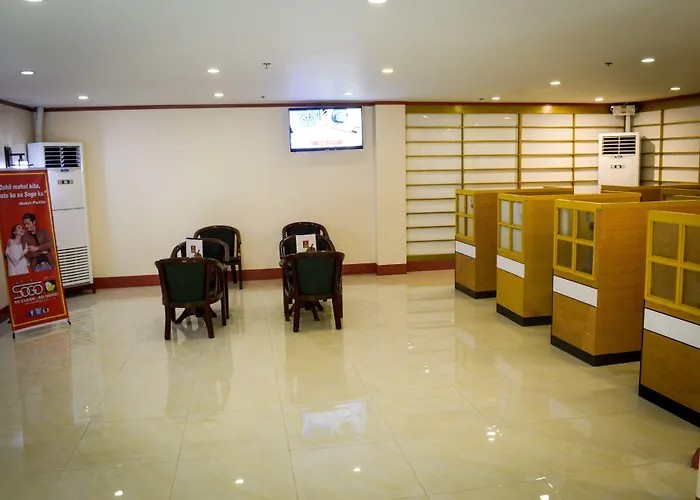 Hotel Sogo - Monumento, Lrt Station