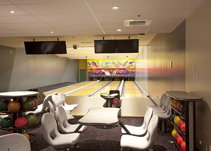 Holland Inn And Suites