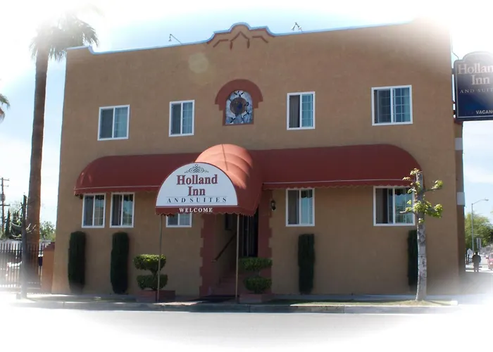 Holland Inn And Suites