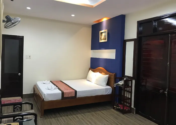 Sunny A Hotel