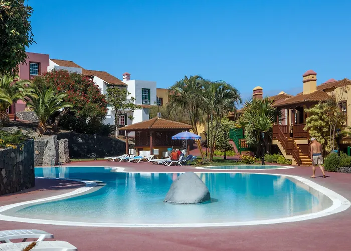 Apartamentos Oasis San Antonio
