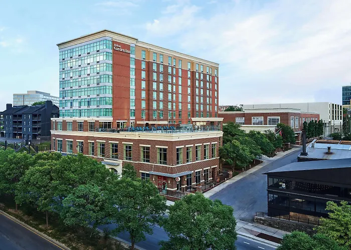 Hilton Garden Inn Nashville Downtown Convention Center