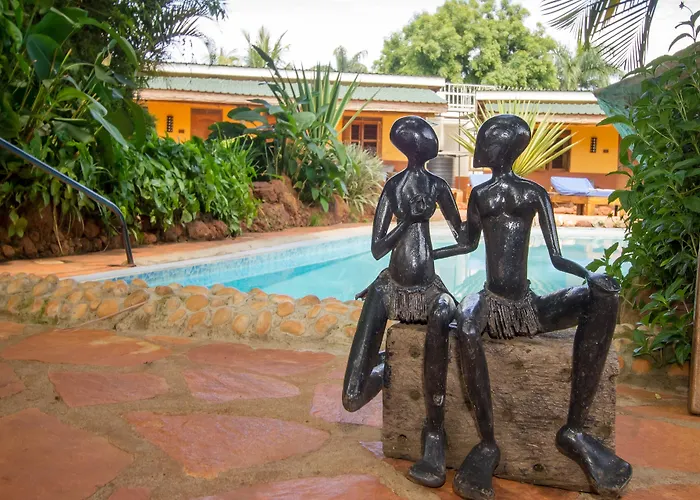 2 Friends Guest House