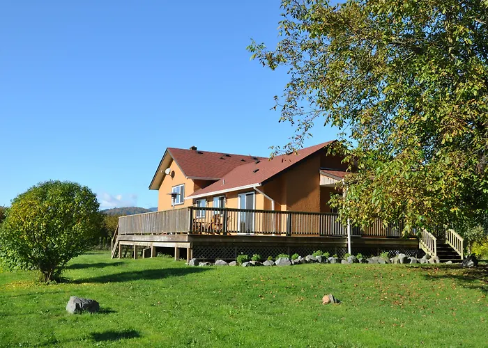Fraser River Lodge