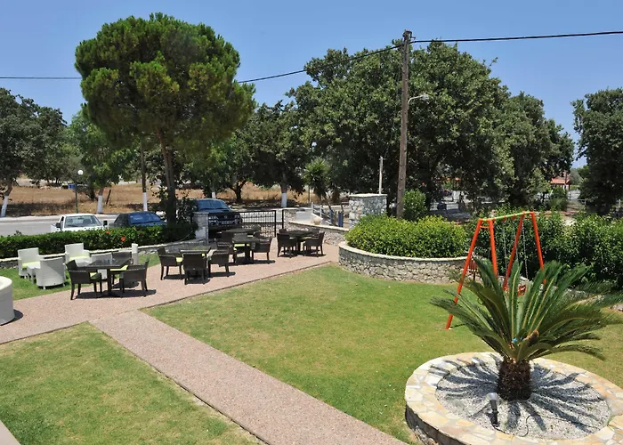 Santa Helena Hotel (Adults Only)