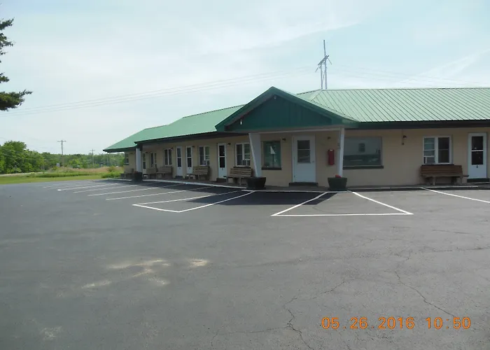 Evergreen Motel