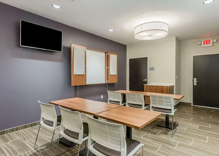 Microtel Inn & Suites By Wyndham Altoona