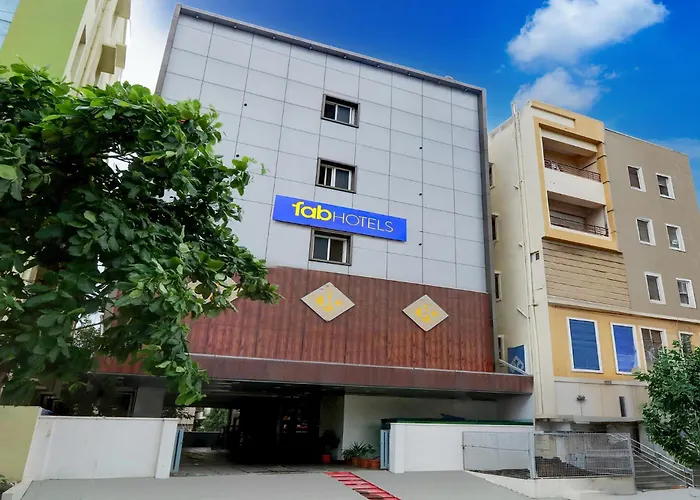 Fabhotel Radha Rani Residency
