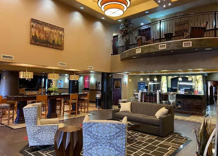 Best Western Plus KC Speedway Inn&Suites