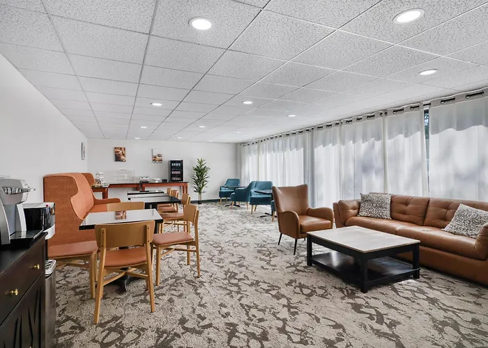 Baldwin Inn & Suites, Surestay Collection By Best Western