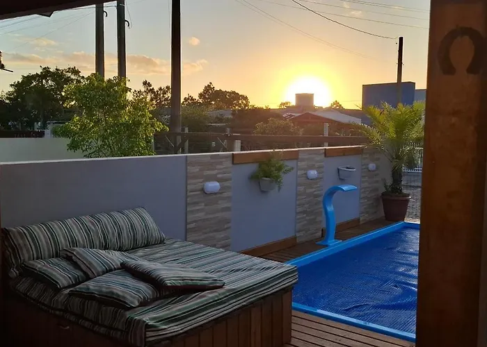 Casa aconchegante com piscina em Nova Tramandai, até 6 hospédes, não aceitamos pets