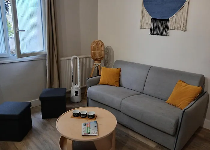 Le Nid Secret Avec Parking Prive Gratuit A 5 Min A Pied De La Plage