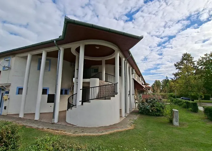 Egri Apartman Zamardi