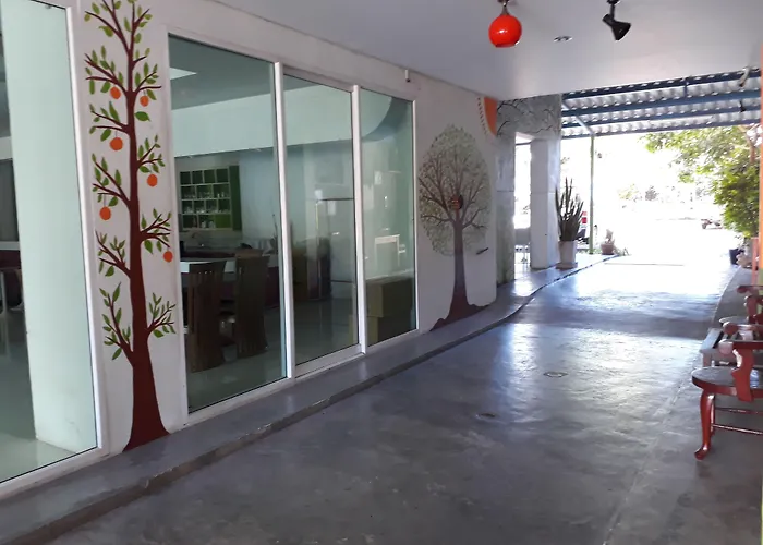S2S Queen Trang Hotel
