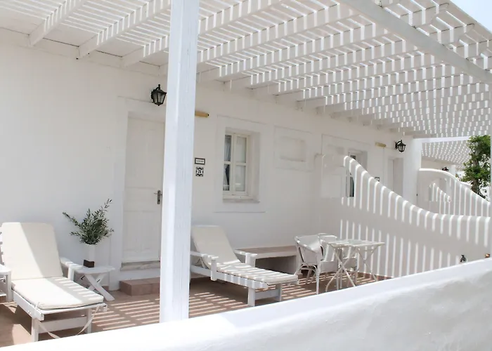 Porto Scoutari Romantic Hotel