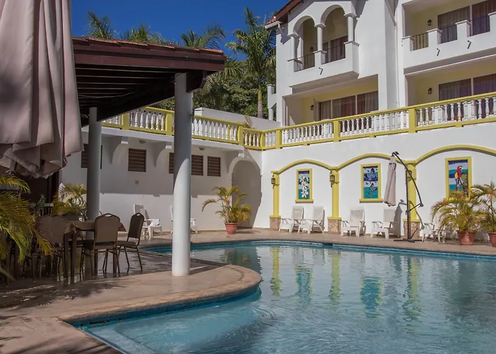 West Bay Colonial