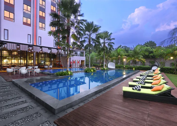 Harper Purwakarta By Aston