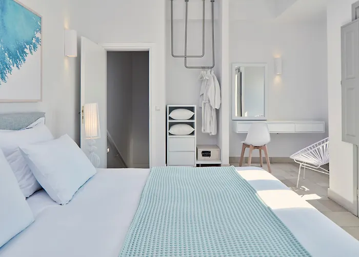 Aqua Blue Beach Hotel