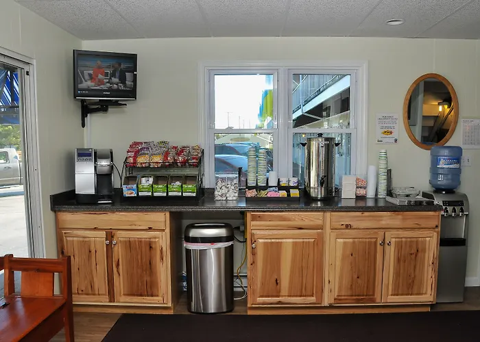 Friendship Oceanfront Suites