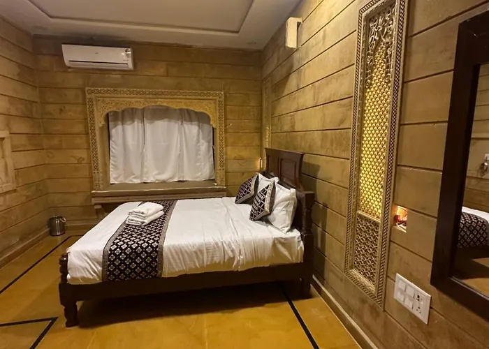 Hotel Golden Safari