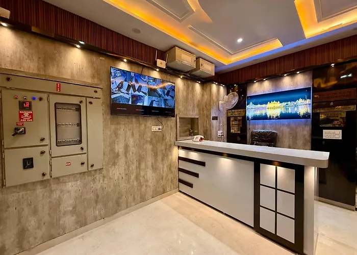Hotel Kabir Royal-5 Min Walk To Golden Temple