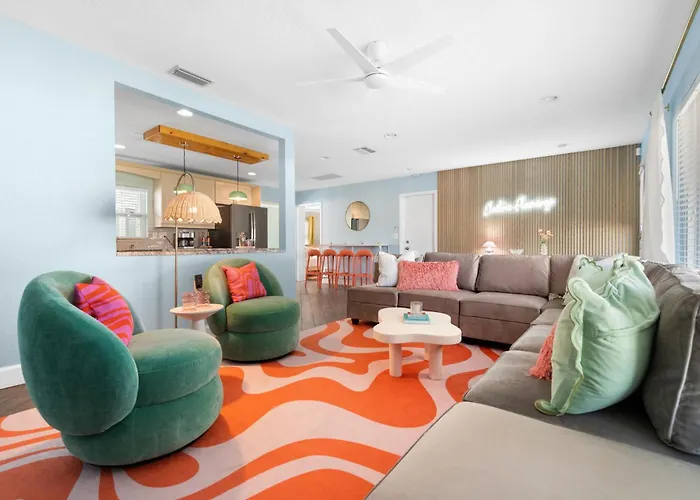 Electric Flamingo With Heated Pool, Pickleball, Mini Golf & Basketball