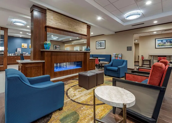 Comfort Inn & Suites Pittsburgh South