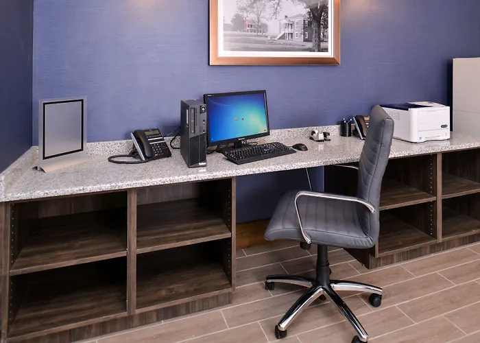 Appomattox Inn And Suites