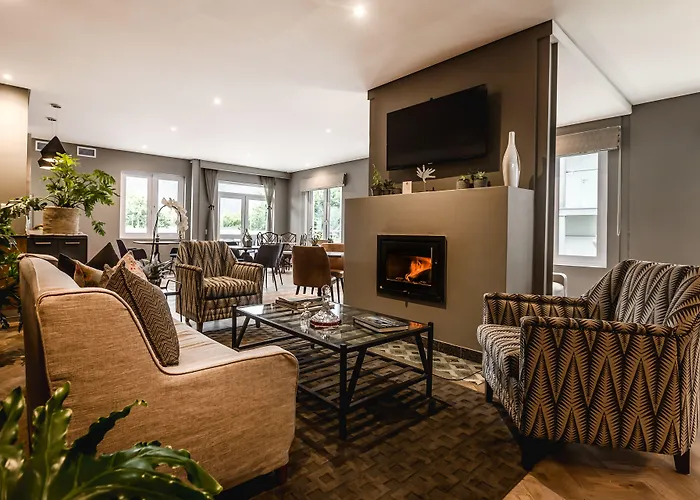 Franschhoek Boutique Hotel - Lion Roars Hotels & Lodges