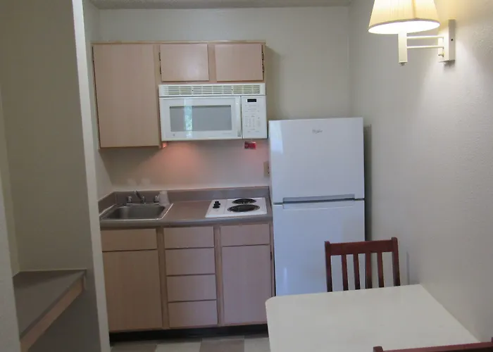 Intown Suites Extended Stay Nashville Tn - Bellevue