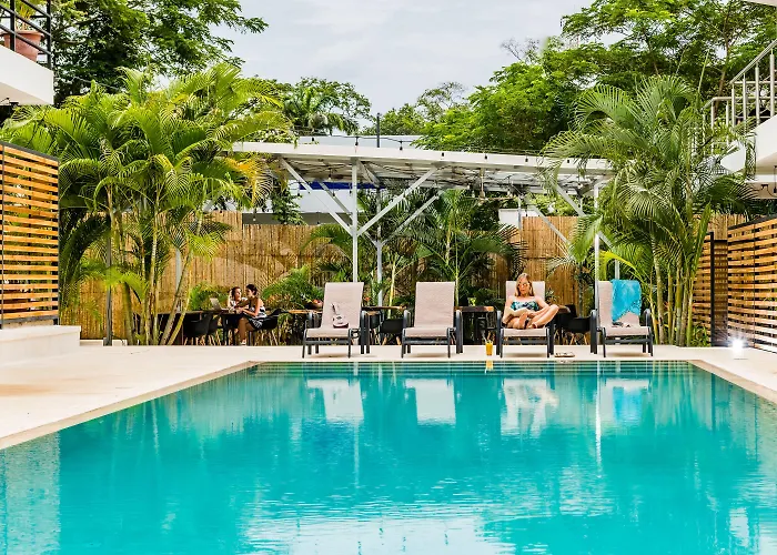In The Shade Hotel - Coworking - 300Mbit - Adults Only