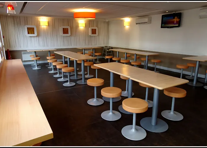 B&B HOTEL Annemasse Est