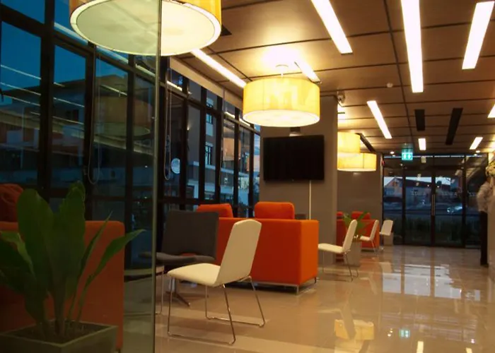 Abizz Hotel Lampang Airport