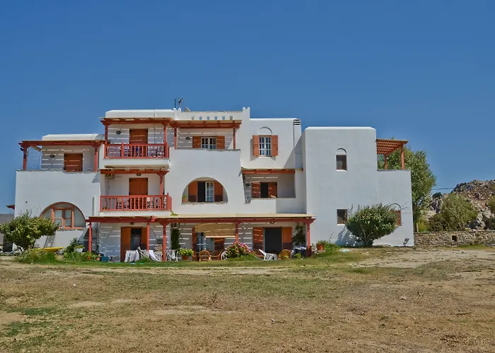 Ydreos Studios & Apartments