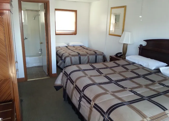 Golden Gate Lodging