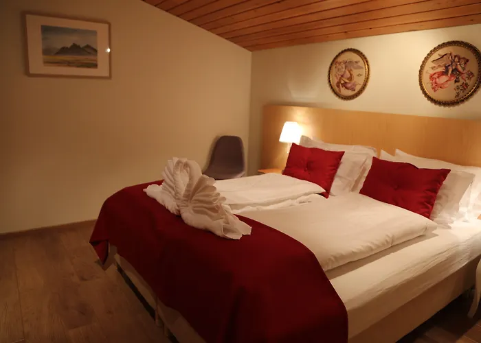 Hotel Kjarnalundur- Aurora Dream - Lodges And Rooms
